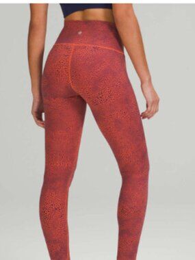 Lululemon Wunder Train High Rise 28" Size 10